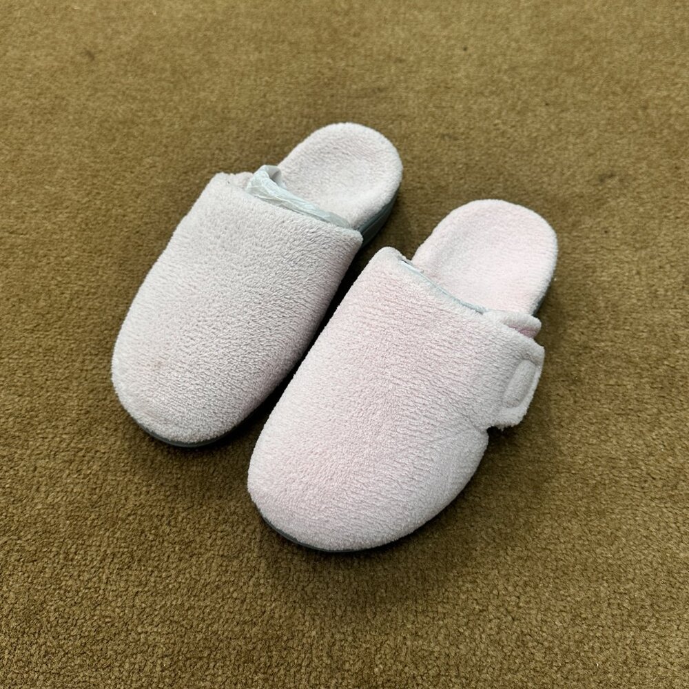 Gemma - Picture 4 of 4